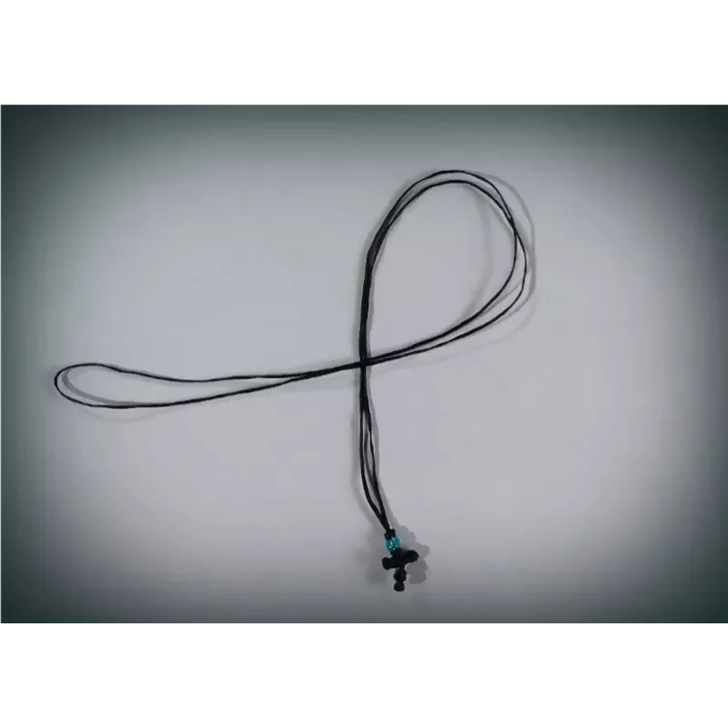 Modlitební lanko z křížkem na krk