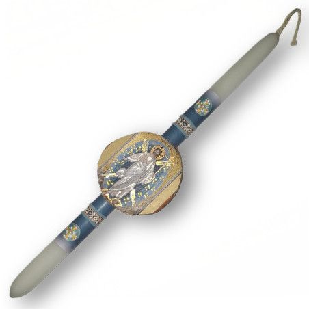 Paškální svíce s ikonou Zmrtvýchvstání Krista a dřevěným medailonem