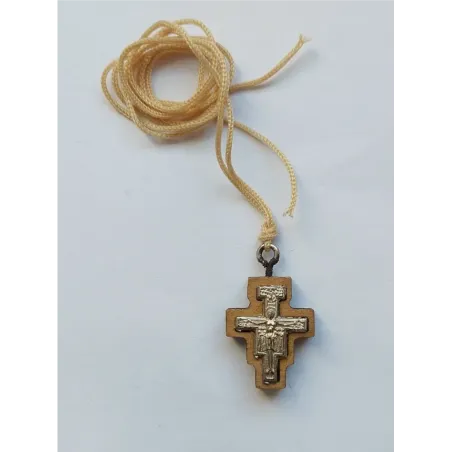 Řecký gravírovaný dřevěný malý kříž na krk (Kříž sv. Františka)