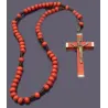 Červený dřevěný růženec s křížkem