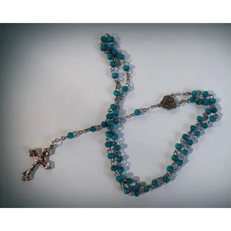 Tyrkysový růženec s detailním křížkem