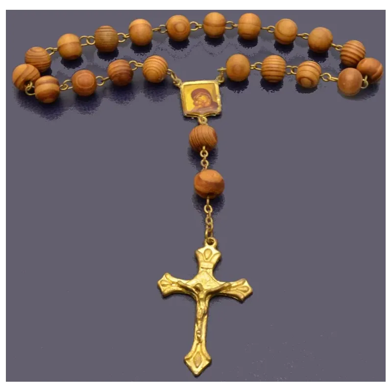 Dřevěný růženec s ikonou a pozlaceným křížem